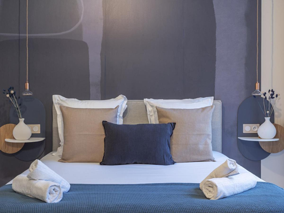The Blue Suite On Champs Elysees Avenue Paris Exterior foto